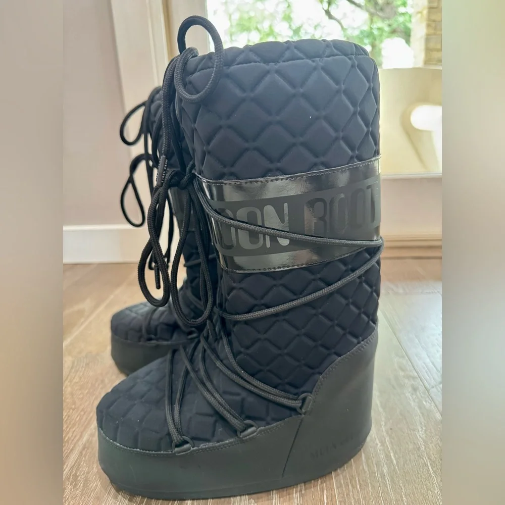 Moon Boot icon Black Quilted Boots 39/41 8-9.5 - Picture 10 of 12